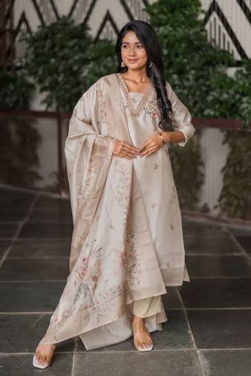 images (3) Ivory Grace Embroidered Kurti Set